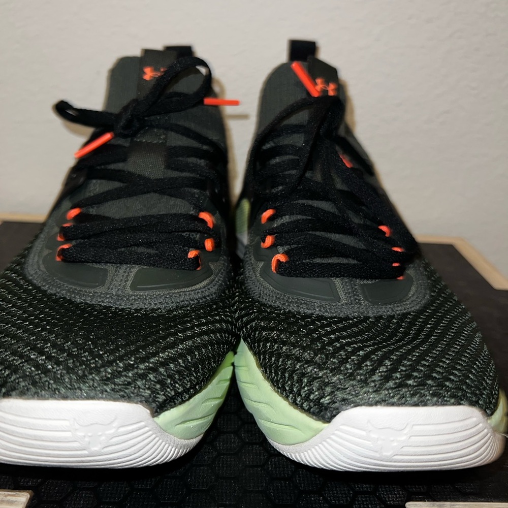 Under Armour Black and Olive Sneakers with Orange Highlights